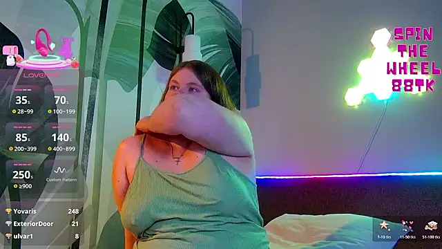 RubyValen's Live XXX Chat