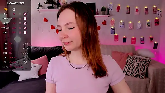 LanaBlu_'s Live XXX Chat