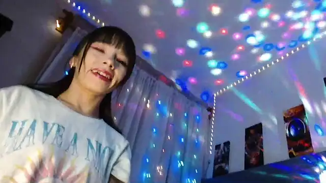 3littleschoolteensのライブXXXチャット