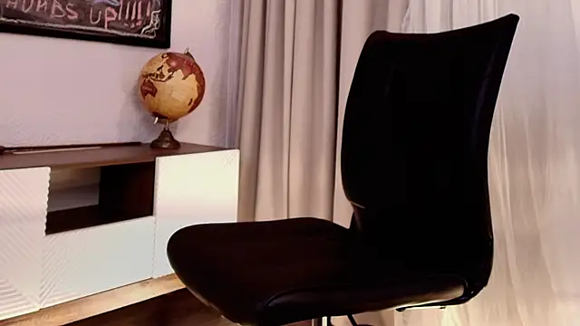 Dark_Moni's Live XXX Chat