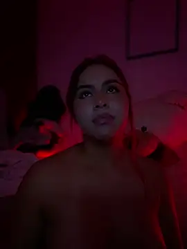 Czat XXX na żywo – Zarahs_Blare1