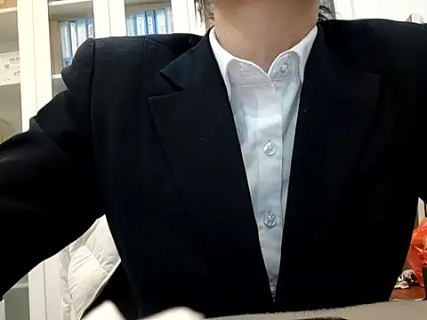 ialnuyoa_h Obrolan Langsung XXX