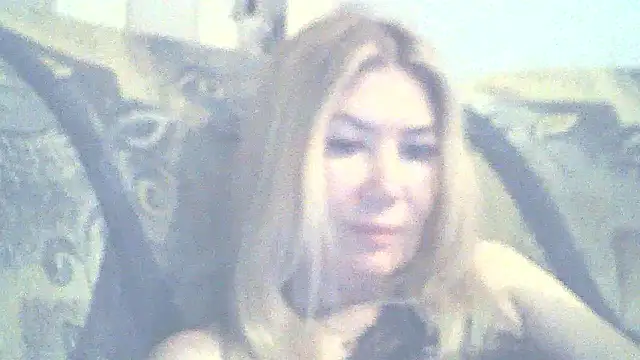 Kovirith: διαδικτυακό σόου στην κάμερα