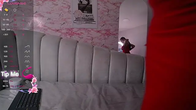 vaiolett_t's Live XXX Chat