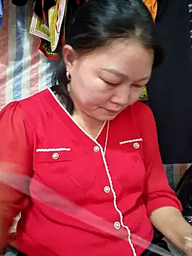 yoowwmr Pertunjukan Webcam