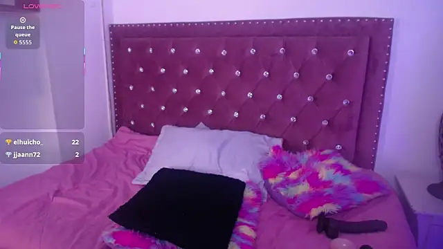 valeriamontex élő XXX-chatje