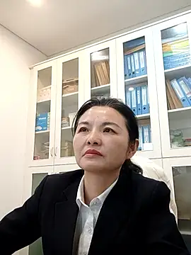 Czat XXX na żywo – ialnuyoa_h