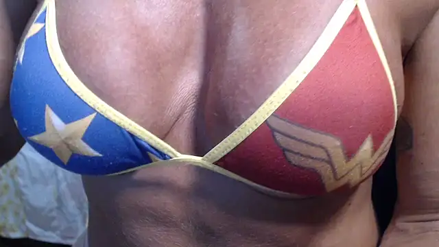 XXX chat uživo modela Stronggsexy