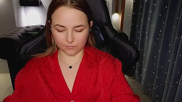 Mira_Mermayd Chat XXX in diretta