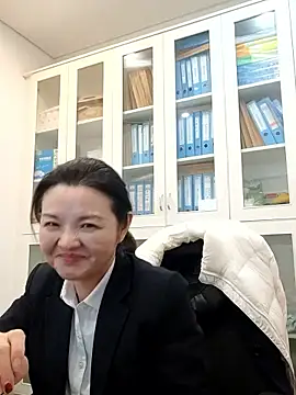 XXX chat uživo modela ialnuyoa_h