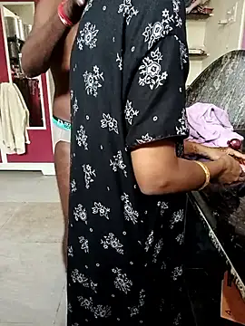 Aanubabya: вебкам-шоу