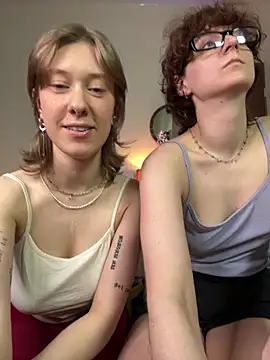 Jitoon_Exe's Live XXX Chat