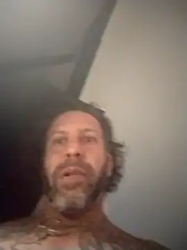 Chat XXX ao vivo de AceticPinscher