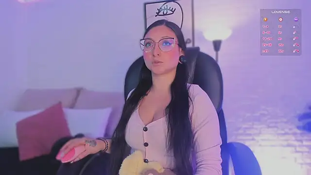 Chat XXX ao vivo de lucy_neil