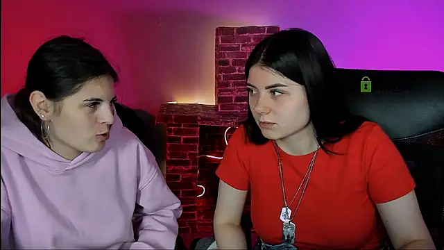 XXX chat uživo modela foxy_tease_