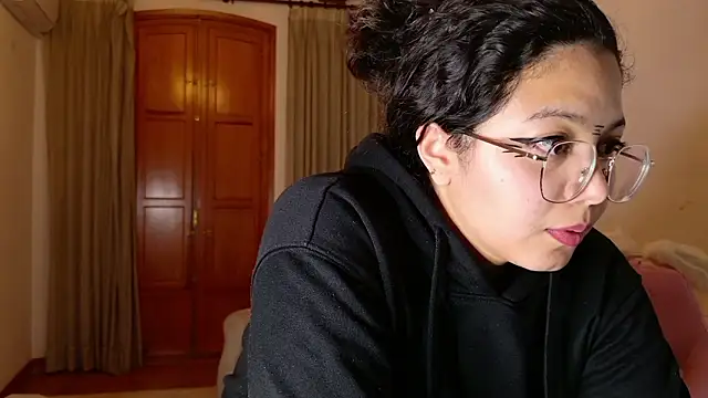 SelenaBlumX's Live XXX Chat