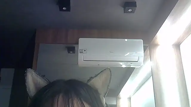 SkinnyKitten: онлайн-секс-чат