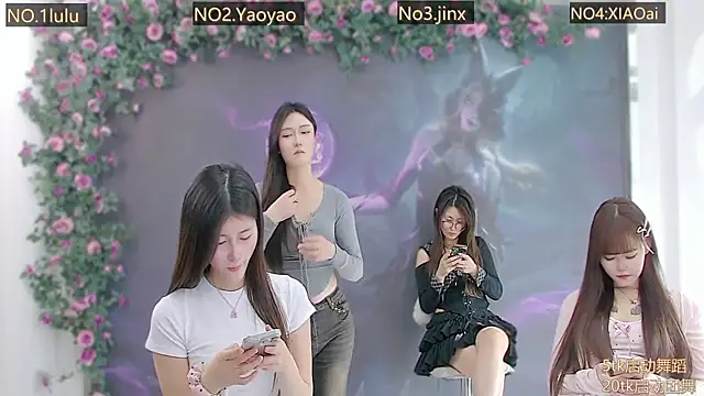 DogdogSM's Webcam Show