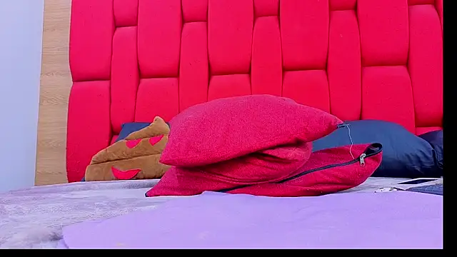 Abby-horny's Live XXX Chat