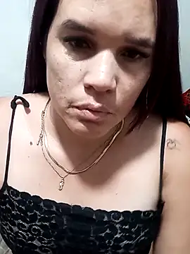 horny_girl33's Webcam Show