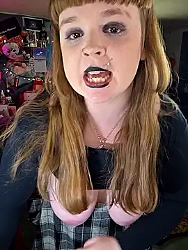 VelvetDiablo's Live XXX Chat