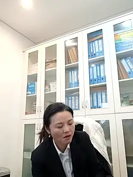 ialnuyoa_h's Live XXX Chat