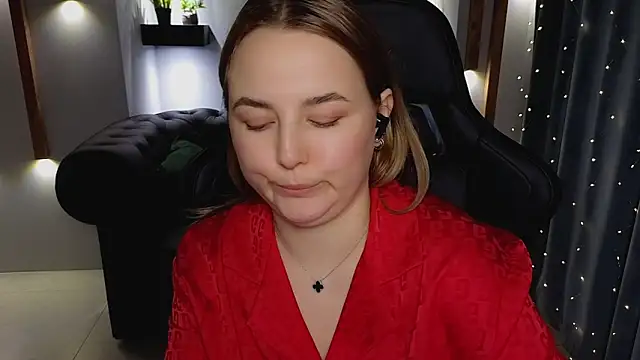 Mira_Mermayd's Live XXX Chat