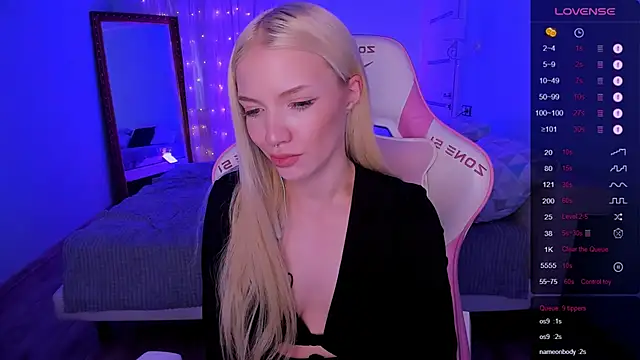 Chat XXX en directo de AnyaTaylor_