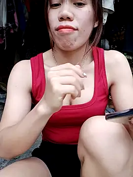 nhinhi-sexy Adlı Modelin Canlı XXX Sohbeti