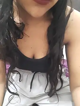 Your_Ayesha56's Webcam Show