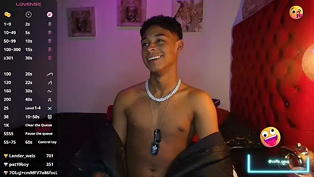 CoffeNaughty_nom 即時 XXX 聊天