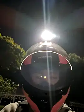 _kathaLopez_ 现场XXX聊天