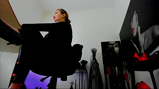 MistressDemisweet's Live XXX Chat