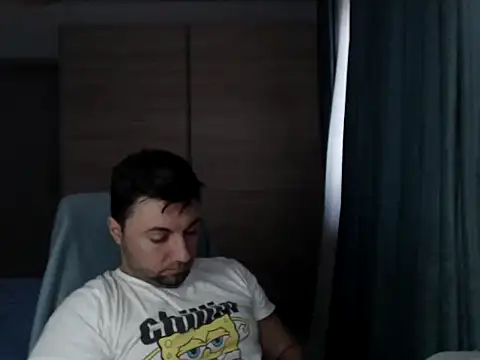 HankMalone: διαδικτυακό σόου στην κάμερα