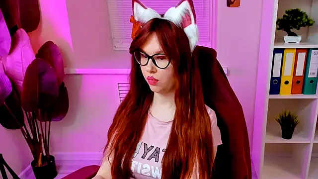 CarolGiggly's Live XXX Chat