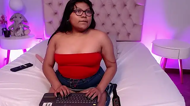 Kiri_Black_ 라이브 XXX 채팅