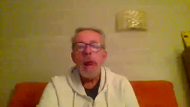 tuggy59のライブXXXチャット