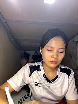 Be-MyMy webkamerás műsora