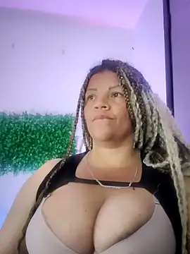 Chat +18 de Eva_Luxei ao vivo