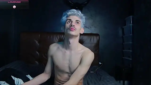 DanielCrush1 élő XXX-chatje