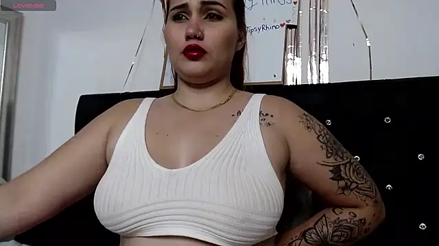 Baby_hornyJM's Live XXX Chat