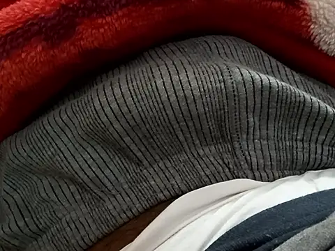 Thickblacksexy: διαδικτυακό σόου στην κάμερα