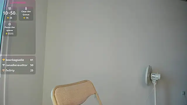 Helen_Spark élő XXX-chatje