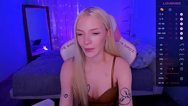 AnyaTaylor_ élő XXX-chatje