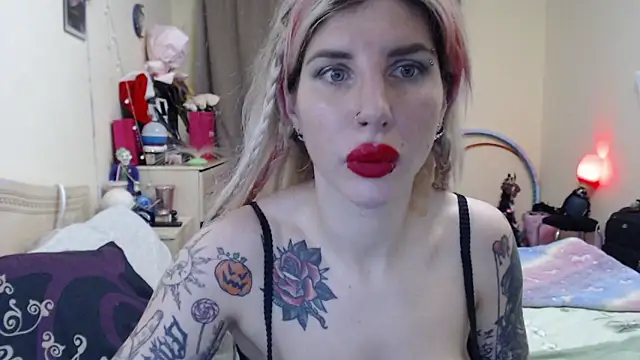 BLACKPeonyy Chat XXX in diretta