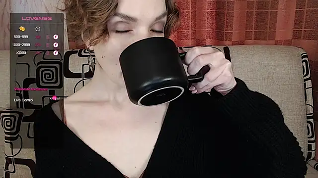 TinaWince Chat XXX in diretta