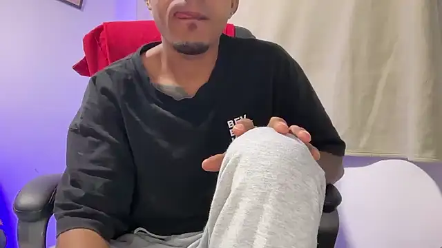 Show de webcam de dominic_brandd23