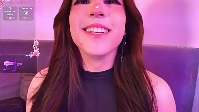 Yuri_Stars' Webcam Show