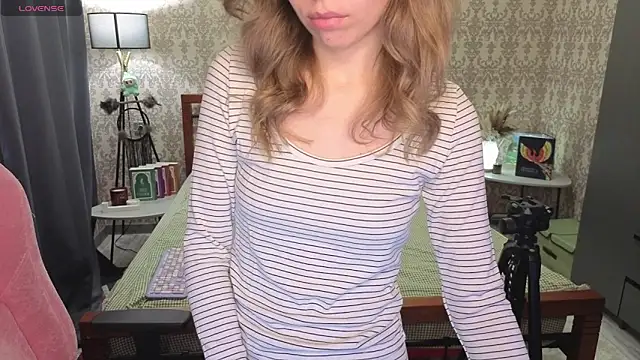 Lill_Mary Chat XXX in diretta