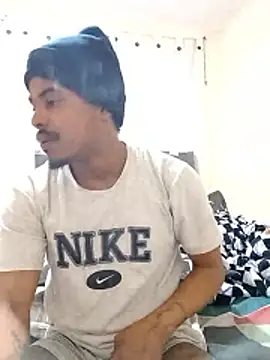 Bigote_Big0357: онлайн-секс-чат